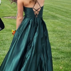 Emerald Green Prom Dress